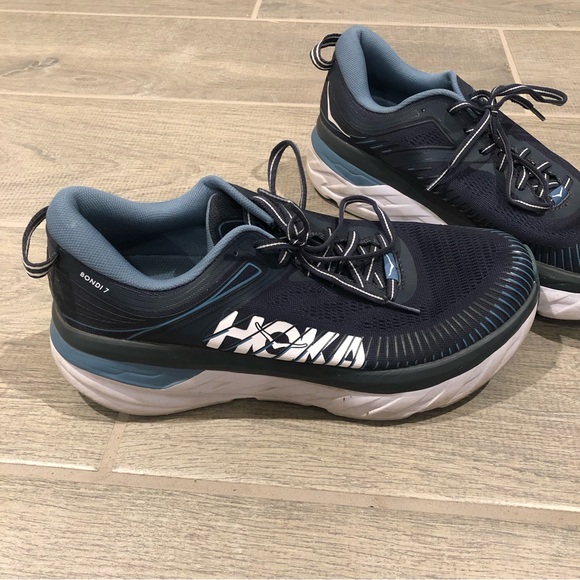 Hoka One One Bondi 7 Running Shoes - Picture 2 of 3
